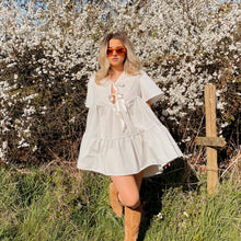 Load image into Gallery viewer, White Striped Smock Dress
