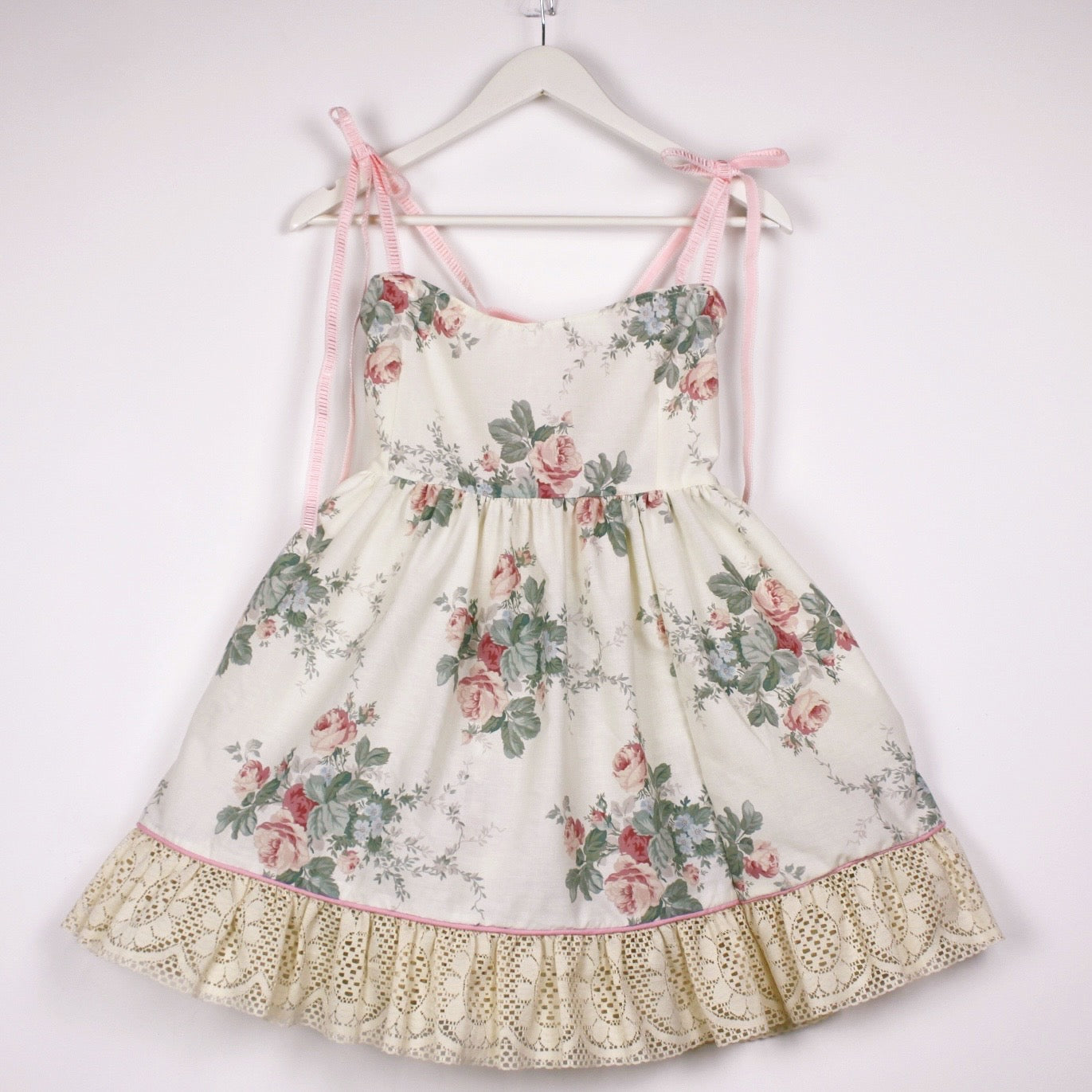 Rose Lace Smock Dress #1 - M